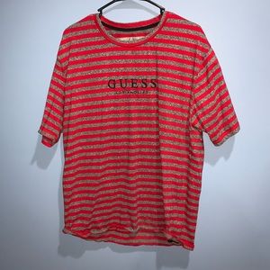 GUESS t-shirt